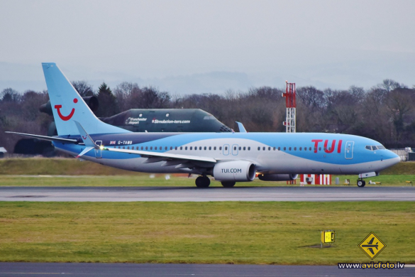 Boeing 737-8K5